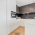 Break - Family Friendly By The Sea Апартаменты