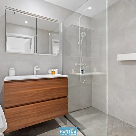 Break - Family Friendly By The Sea Apartamento