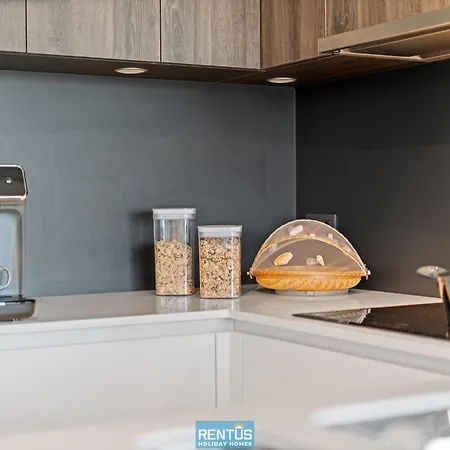 Break - Family Friendly By The Sea Apartamento