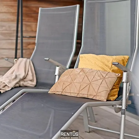 Break - Family Friendly By The Sea